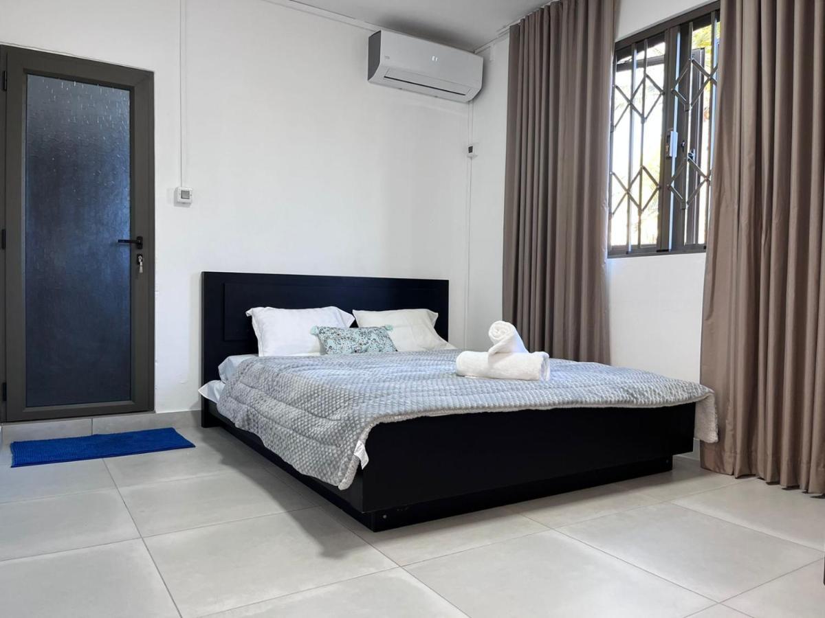 Seasons Break Apartment Pereybere Pereybere Beach Ngoại thất bức ảnh